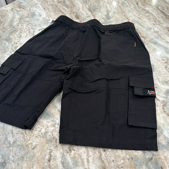 Scrub Shorts New - Picture 4 of 10